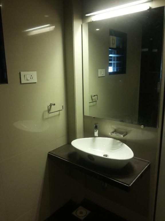 Ankleshwar Royal Inn الغرفة الصورة
